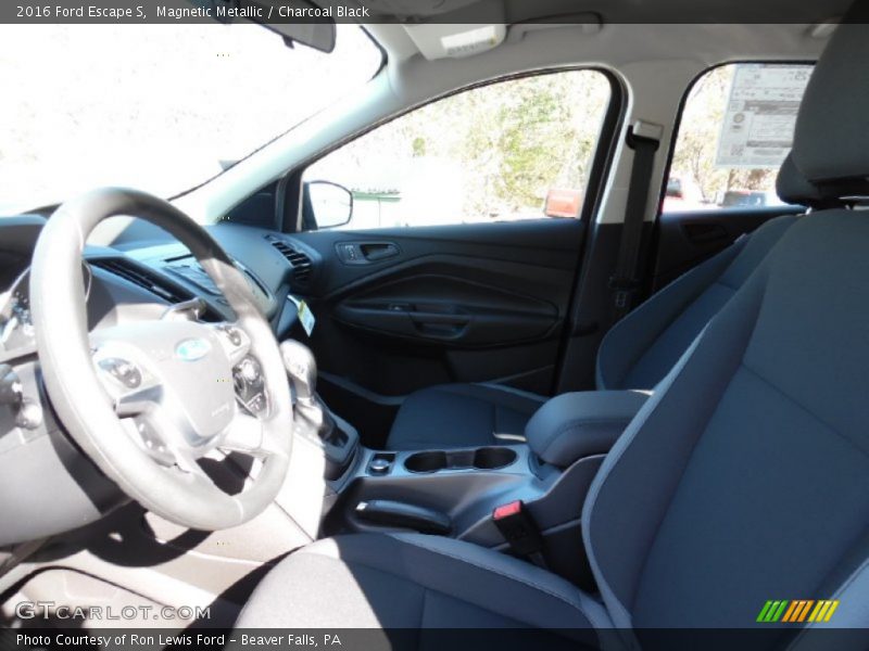 Magnetic Metallic / Charcoal Black 2016 Ford Escape S