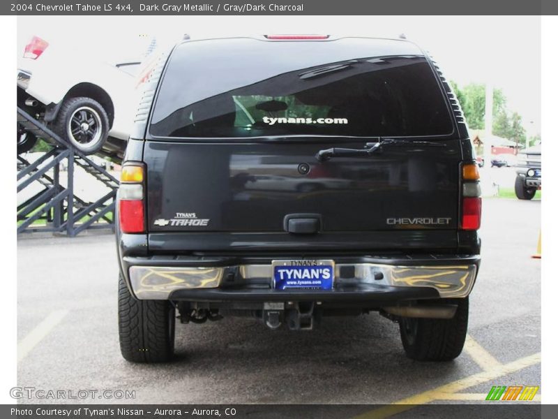 Dark Gray Metallic / Gray/Dark Charcoal 2004 Chevrolet Tahoe LS 4x4
