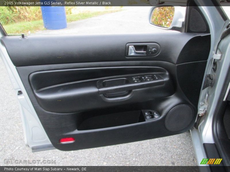 Reflex Silver Metallic / Black 2005 Volkswagen Jetta GLS Sedan