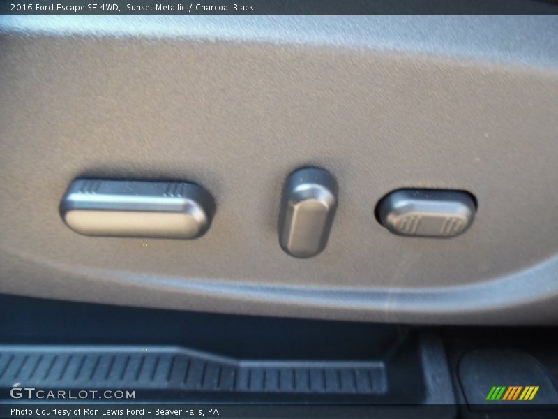Sunset Metallic / Charcoal Black 2016 Ford Escape SE 4WD