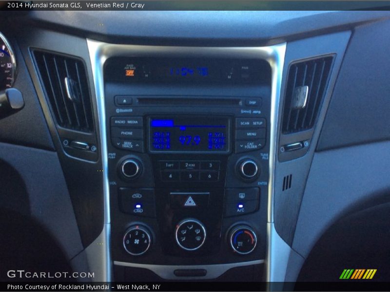 Venetian Red / Gray 2014 Hyundai Sonata GLS