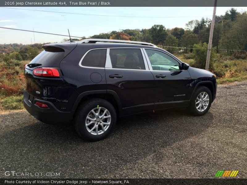 True Blue Pearl / Black 2016 Jeep Cherokee Latitude 4x4