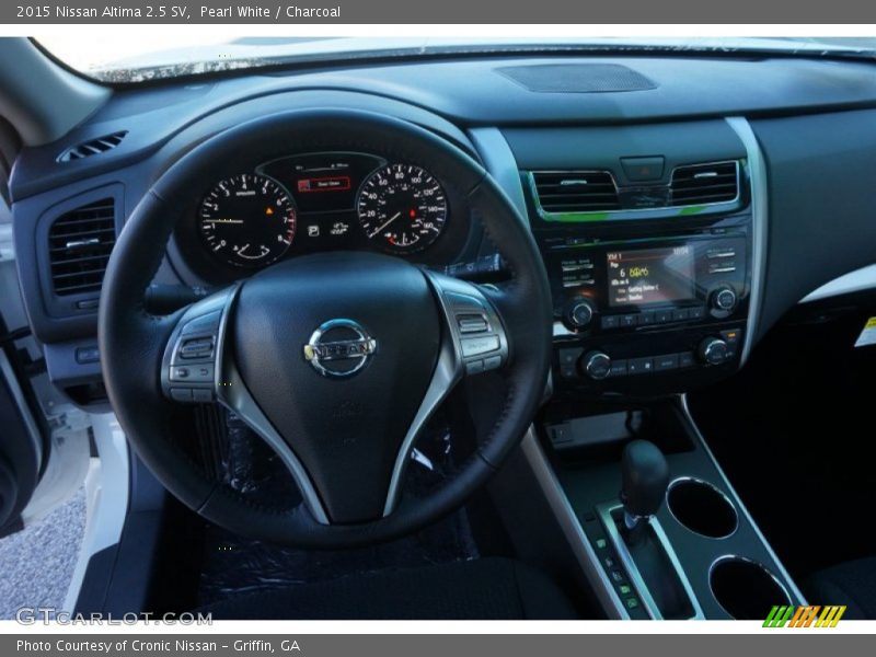 Pearl White / Charcoal 2015 Nissan Altima 2.5 SV