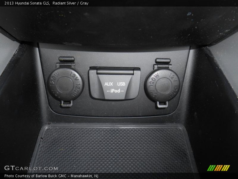 Radiant Silver / Gray 2013 Hyundai Sonata GLS