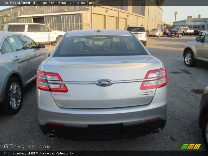 Ingot Silver Metallic / Charcoal Black 2015 Ford Taurus SEL