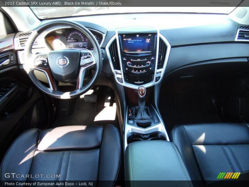 Dashboard of 2013 SRX Luxury AWD