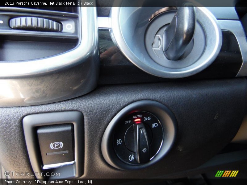 Jet Black Metallic / Black 2013 Porsche Cayenne
