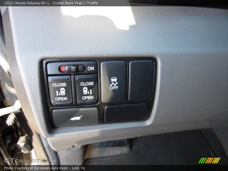 Crystal Black Pearl / Truffle 2012 Honda Odyssey EX-L