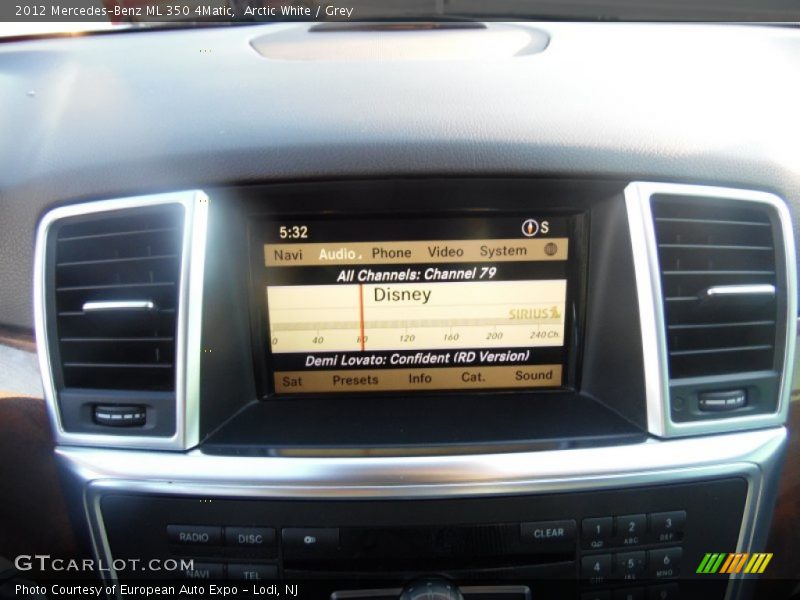 Arctic White / Grey 2012 Mercedes-Benz ML 350 4Matic