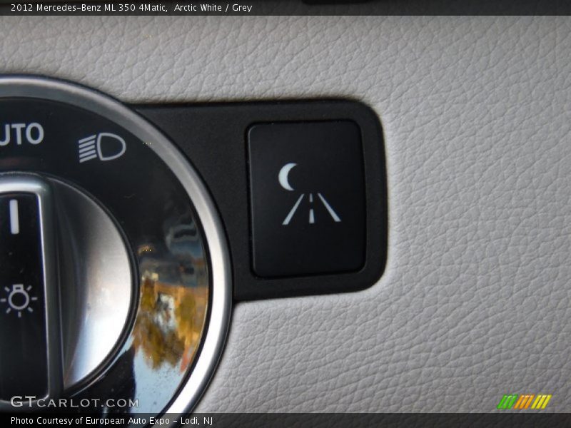 Arctic White / Grey 2012 Mercedes-Benz ML 350 4Matic