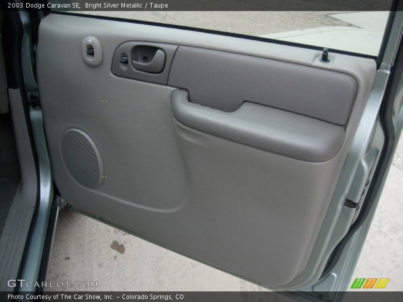 Bright Silver Metallic / Taupe 2003 Dodge Caravan SE