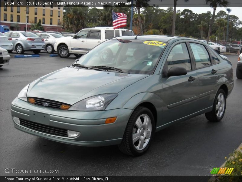 Light Tundra Metallic / Medium Parchment 2004 Ford Focus ZTS Sedan
