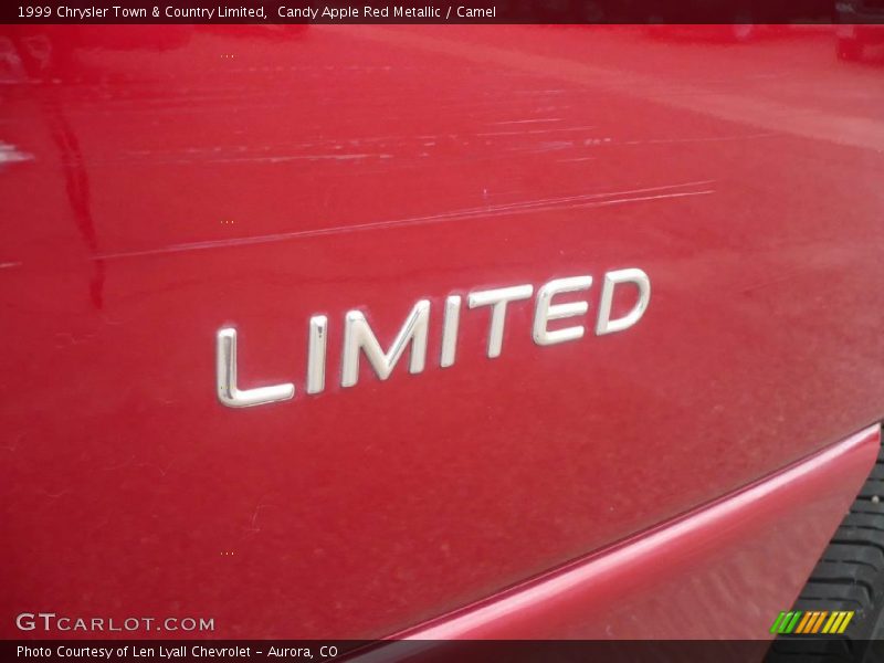 Candy Apple Red Metallic / Camel 1999 Chrysler Town & Country Limited