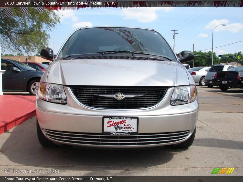 Bright Silver Metallic / Gray 2003 Chrysler Town & Country EX