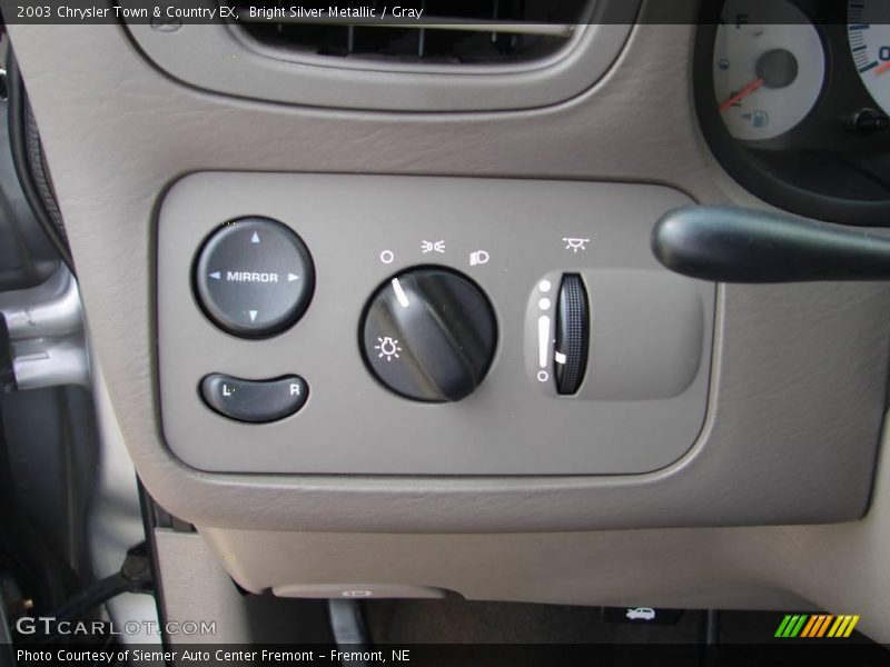 Bright Silver Metallic / Gray 2003 Chrysler Town & Country EX
