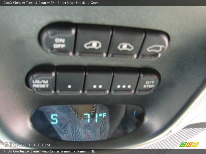 Bright Silver Metallic / Gray 2003 Chrysler Town & Country EX