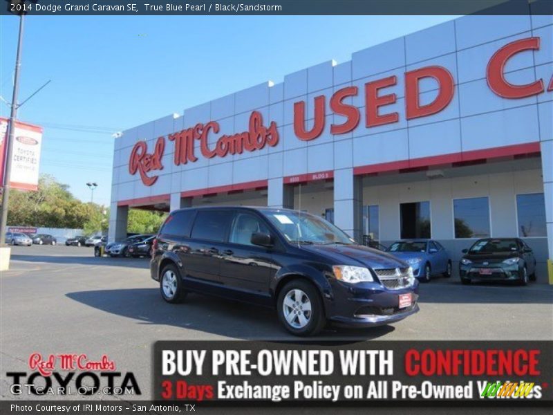 True Blue Pearl / Black/Sandstorm 2014 Dodge Grand Caravan SE