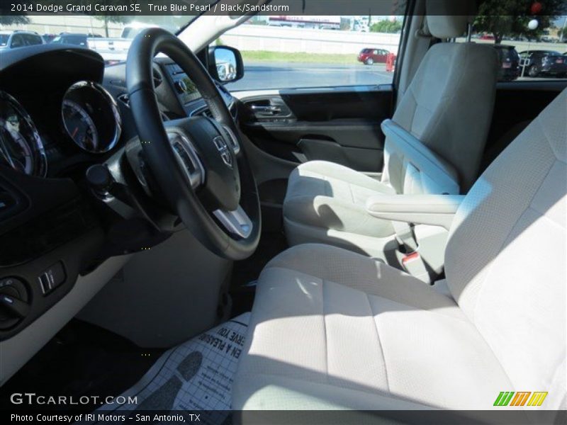 True Blue Pearl / Black/Sandstorm 2014 Dodge Grand Caravan SE