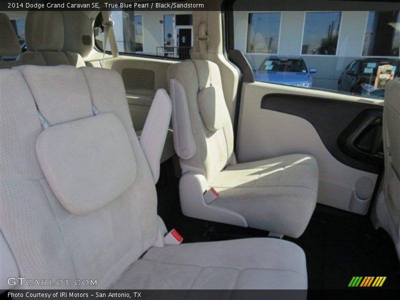 True Blue Pearl / Black/Sandstorm 2014 Dodge Grand Caravan SE