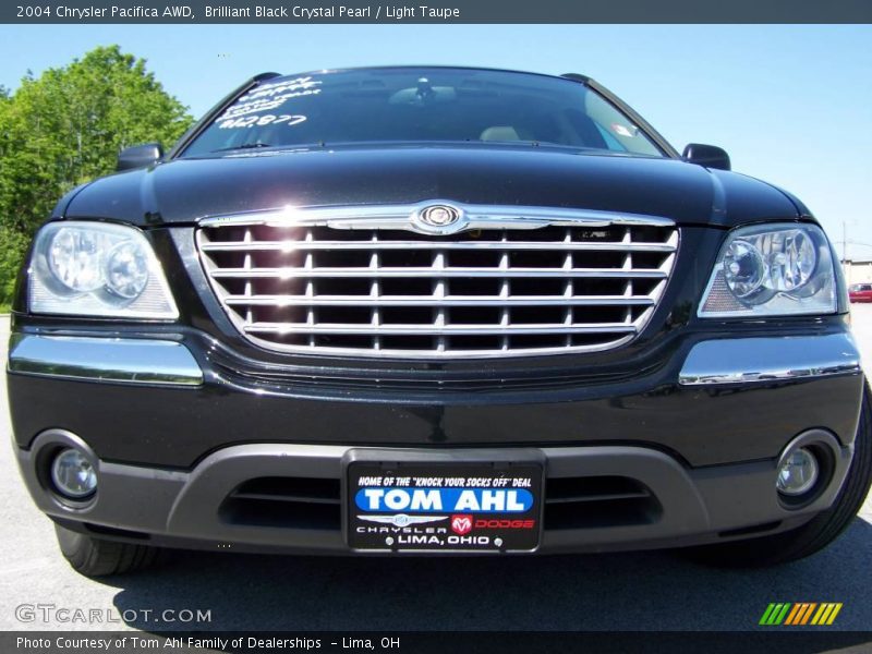 Brilliant Black Crystal Pearl / Light Taupe 2004 Chrysler Pacifica AWD