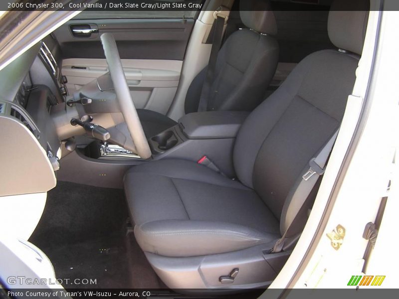 Cool Vanilla / Dark Slate Gray/Light Slate Gray 2006 Chrysler 300