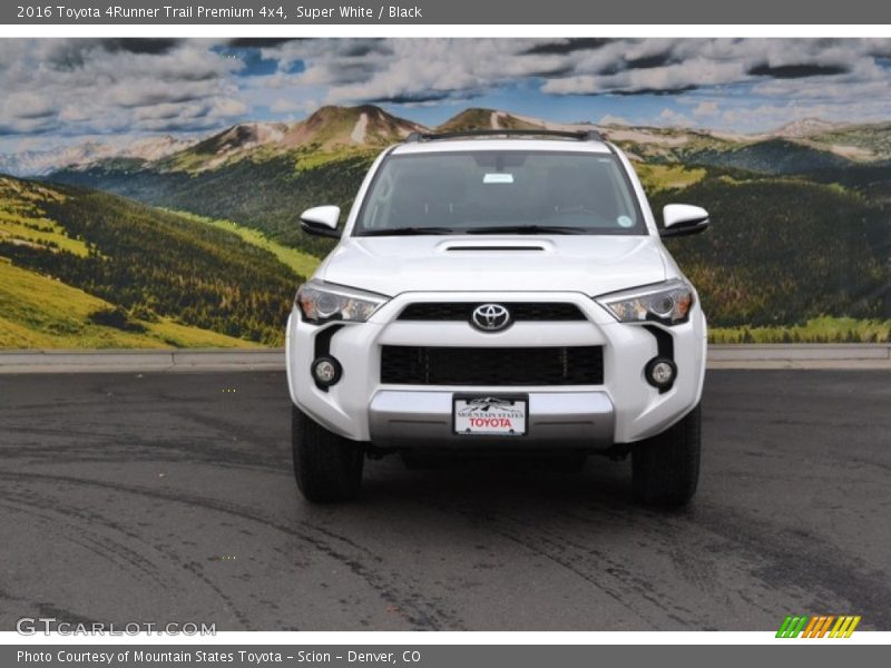 Super White / Black 2016 Toyota 4Runner Trail Premium 4x4