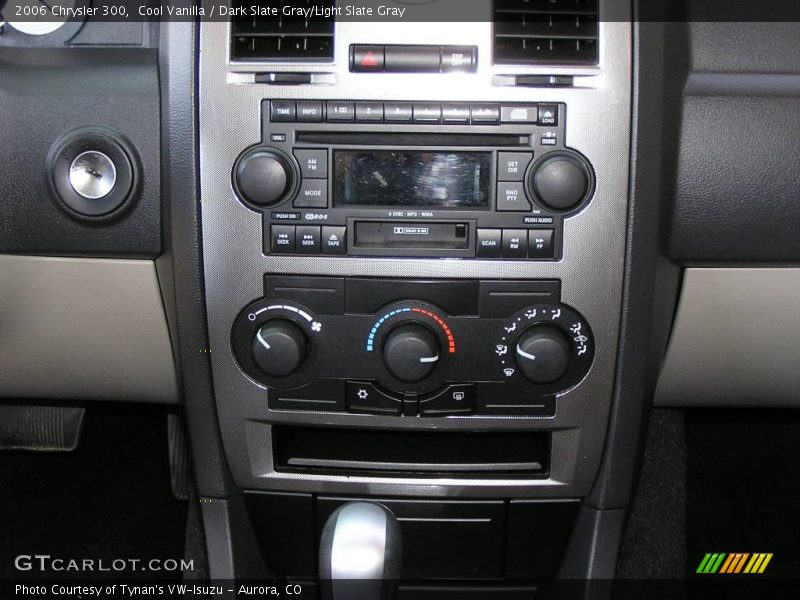 Cool Vanilla / Dark Slate Gray/Light Slate Gray 2006 Chrysler 300