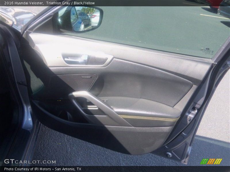 Triathlon Gray / Black/Yellow 2016 Hyundai Veloster