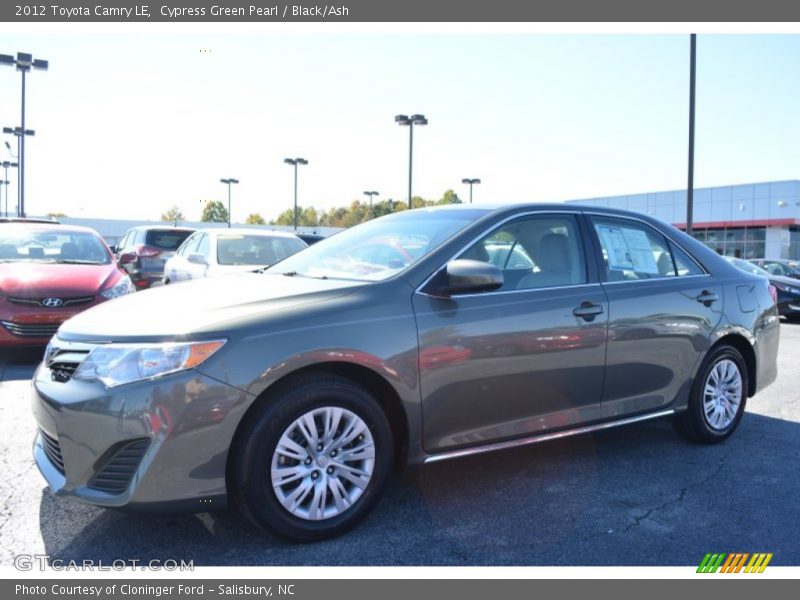 Cypress Green Pearl / Black/Ash 2012 Toyota Camry LE