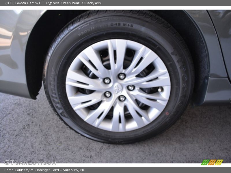 Cypress Green Pearl / Black/Ash 2012 Toyota Camry LE