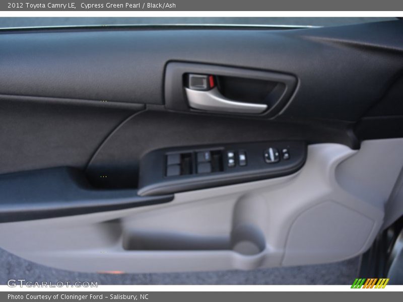 Cypress Green Pearl / Black/Ash 2012 Toyota Camry LE