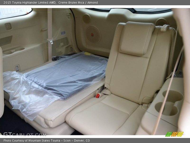 Creme Brulee Mica / Almond 2015 Toyota Highlander Limited AWD