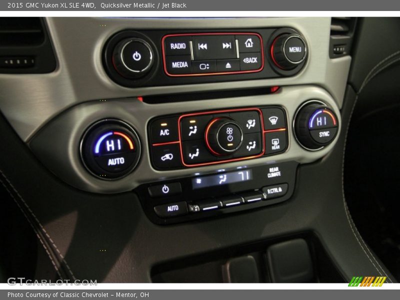 Quicksilver Metallic / Jet Black 2015 GMC Yukon XL SLE 4WD