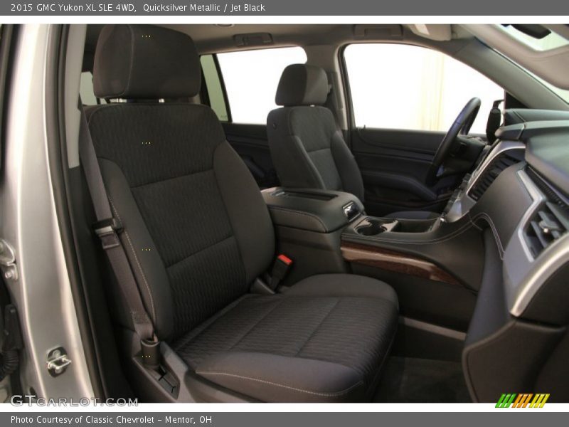 Quicksilver Metallic / Jet Black 2015 GMC Yukon XL SLE 4WD