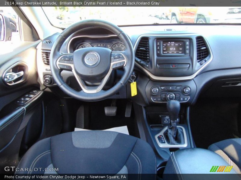 Brilliant Black Crystal Pearl / Iceland - Black/Iceland Gray 2014 Jeep Cherokee Latitude