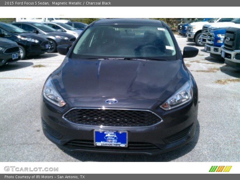 Magnetic Metallic / Charcoal Black 2015 Ford Focus S Sedan