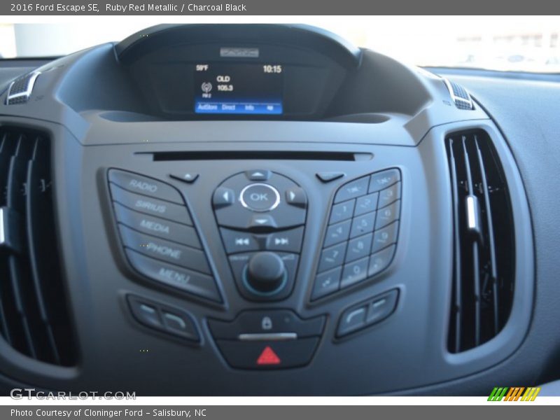 Ruby Red Metallic / Charcoal Black 2016 Ford Escape SE