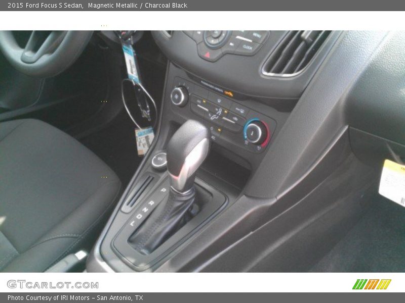 Magnetic Metallic / Charcoal Black 2015 Ford Focus S Sedan