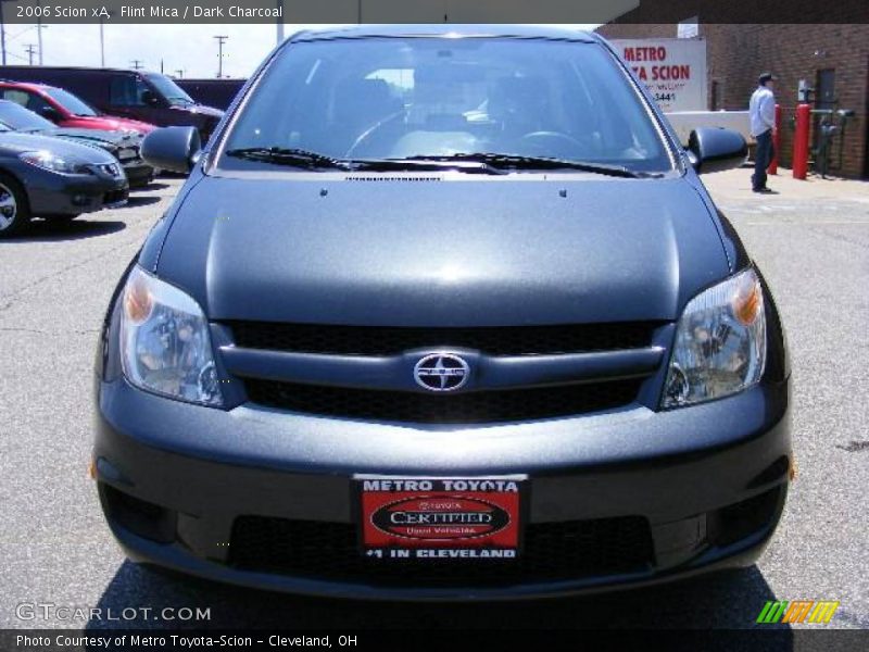 Flint Mica / Dark Charcoal 2006 Scion xA