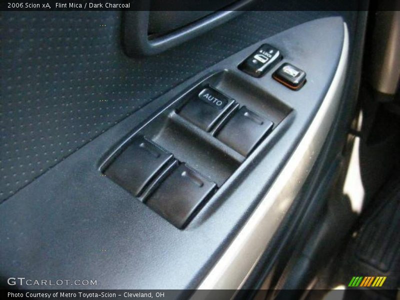 Flint Mica / Dark Charcoal 2006 Scion xA