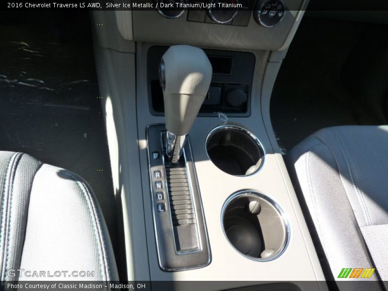 Silver Ice Metallic / Dark Titanium/Light Titanium 2016 Chevrolet Traverse LS AWD