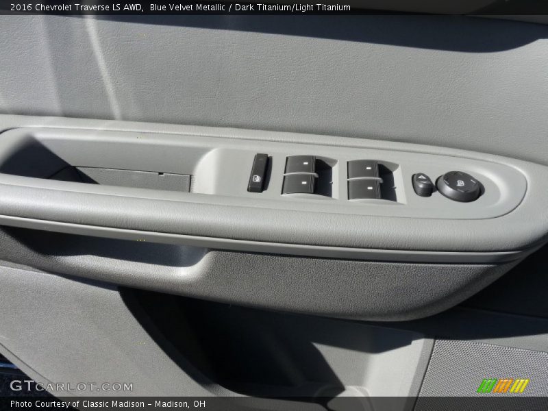 Blue Velvet Metallic / Dark Titanium/Light Titanium 2016 Chevrolet Traverse LS AWD