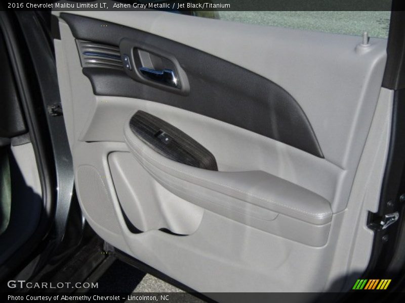 Ashen Gray Metallic / Jet Black/Titanium 2016 Chevrolet Malibu Limited LT