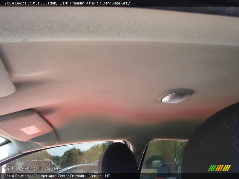Dark Titanium Metallic / Dark Slate Gray 2004 Dodge Stratus SE Sedan
