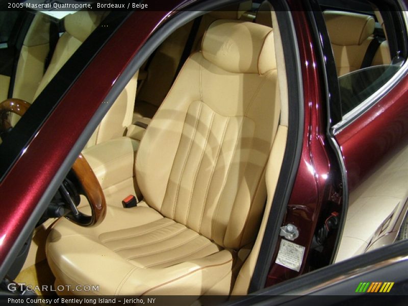 Bordeaux / Beige 2005 Maserati Quattroporte
