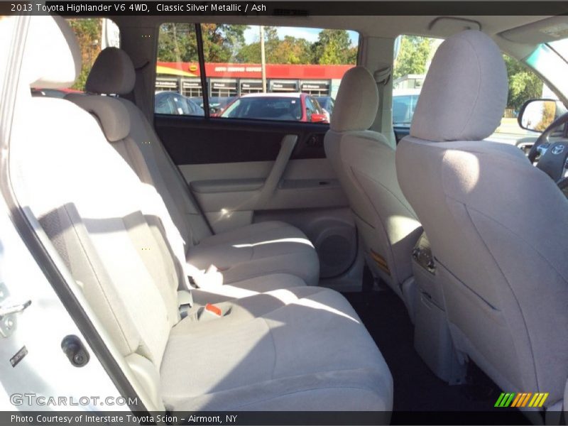 Classic Silver Metallic / Ash 2013 Toyota Highlander V6 4WD