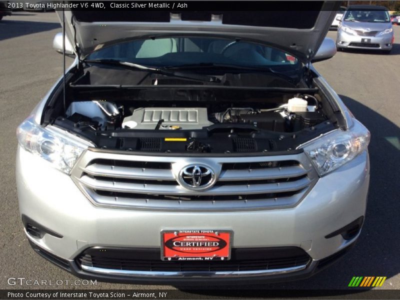 Classic Silver Metallic / Ash 2013 Toyota Highlander V6 4WD