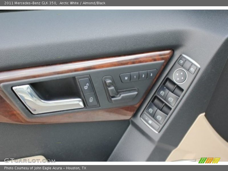 Arctic White / Almond/Black 2011 Mercedes-Benz GLK 350