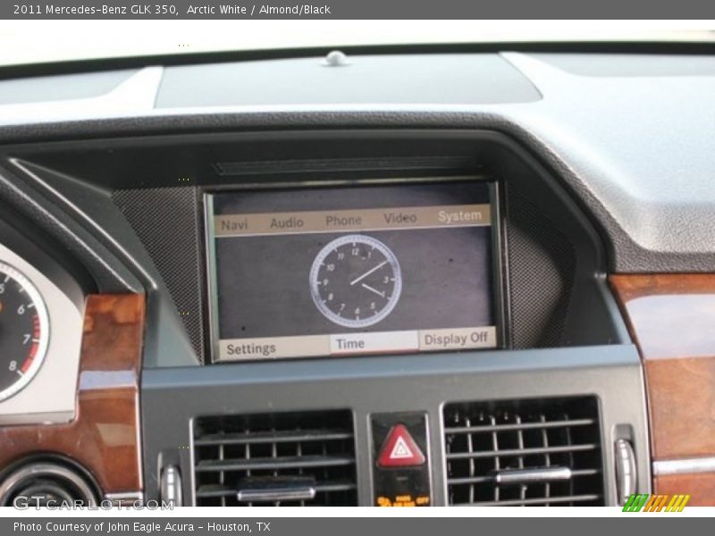 Arctic White / Almond/Black 2011 Mercedes-Benz GLK 350