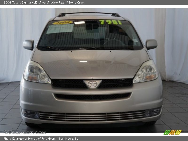 Silver Shadow Pearl / Stone Gray 2004 Toyota Sienna XLE